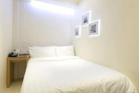Hotel Pandora Tsim Sha Tsui  Esterno foto